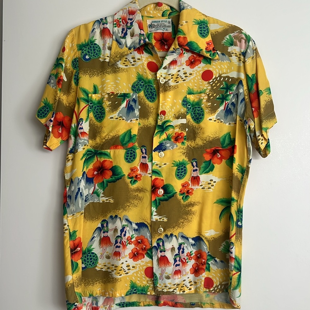 Vintage Authentic Hawaiian Style Aloha Shirt